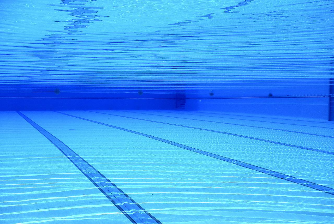 swimming pool, water, blue-504780.jpg